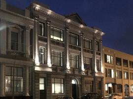 Bond Street Apartment Luxury 3 Bedroom, hotel em Dunedin