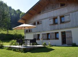 Apartment La Tibolire, hotel near Cascades, Sixt