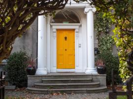 The Historical Harcourt Suites, rumah tamu di Dublin