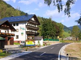 Johnsbach에 위치한 주차 가능한 호텔 Gasthof - Pension Ödsteinblick