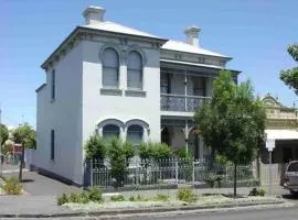 VIGNACOURT Melbourne RICHMOND HILL