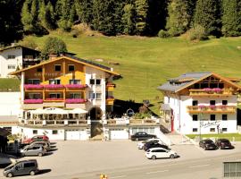 Gasthof Burkert, hotel v destinaci Oetz