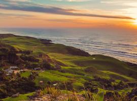 Te Hapu Coastal Cottages, hotel v mestu Collingwood