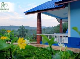 Theppahrak Home Khaolak, Strandhaus in Khao Lak