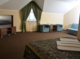 Tropicana Inn, khách sạn ở Uralsk