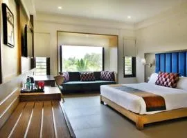 Purple Cloud Hotel