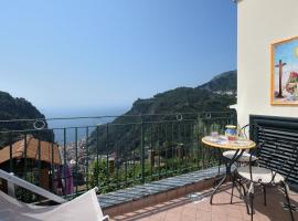 Pontone on the sea apartment, hotel v destinaci Scala