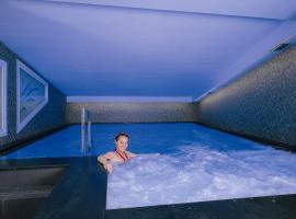 I 10 migliori hotel con piscina di Canazei, Italia | Booking.com