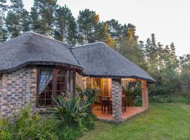 Coral Tree Cottages، شقة في Harkerville