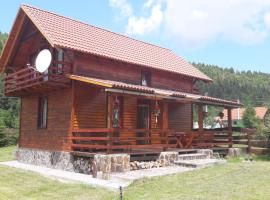 Hunor-Magor Vendégház, hotel in Izvoare