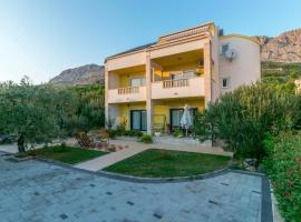 Apartments Tonci, hotel v destinaci Duće