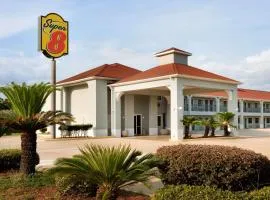 Super 8 by Wyndham Lake Charles Northeast