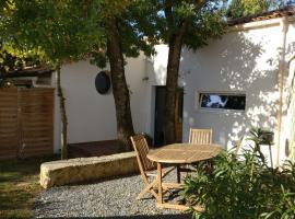Le Cabestan, Hotel in La Jarne