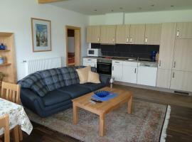 Ferienwohnung Dachs, hotel i Zachenberg