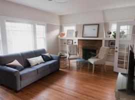 Spacious, Sunny House in Berkeley/Oakland Rockridge, hytte i Oakland