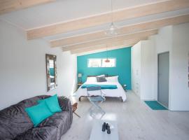 Selkie - Two Restful Studio Apartments near Noordhoek Beach & Restaurants, hotell i Noordhoek