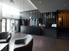 Fosshotel Lind, hotel near Sm&aacute;ralind Shopping Center, Reykjav&iacute;k