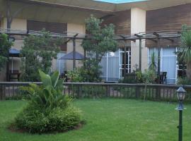 Airport Inn Bed and Breakfast, hotel in Kempton Park