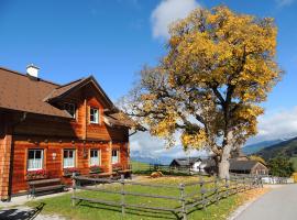 Ferienhaus Bichlhütte, hotel near Gipfelbahn Vorderkahr, Pruggern