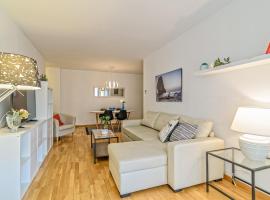 Apartamento&piscina cerca de Barcelona, cazare în regim self catering din Ripollet