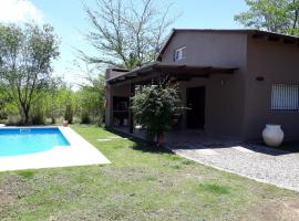 Cabaña Josefina, hotel in Los Reartes