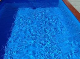 APARTMAN FRANE 6+2, Hotel in Brodarica