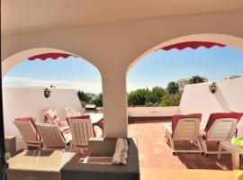 Chalet H GOLF, ξενοδοχείο σε Benalmádena