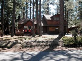 Pooh Bear's Hollow, hotel in Big Bear Lake