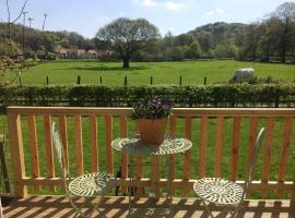 The Parcel Shed, hotel perto de Ampleforth College Golf Club, Gilling East