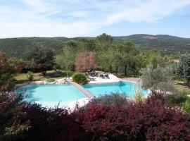 La Magnanerie De Bernas, hotel v destinácii Montclus