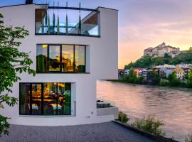 Hotel Burgblick, hotel a Hochburg-Ach