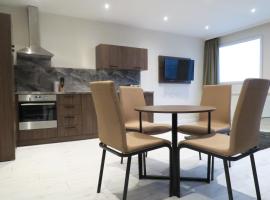 Quay Apartments Clarence House, מלון בניופורט