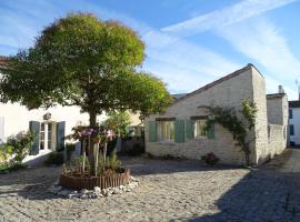 Maison Salicorne – hotel w mieście La Flotte