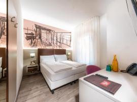 Hotel Casa Costiera, hotel in Old Town , Caorle