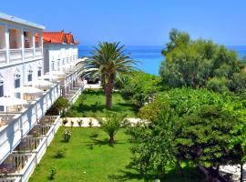 Belussi Beach Hotel & Suites, hotel sa Kipseli