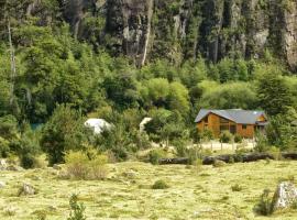 Matapiojo Lodge, hotel v mestu Futaleufú