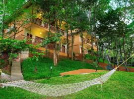 Coffee Routes, hotel with pools in Thekkady