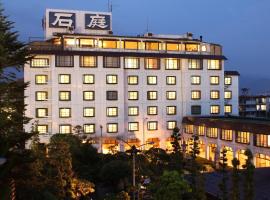 Hotel Sekitei, отель в городе Fuefuki