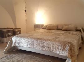 Maison de Famille, cheap hotel in Acerenza