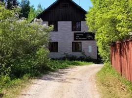 Vargheden B&B och trädgård