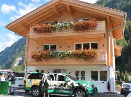 Pension Alpenblick, hotel with parking in Steeg