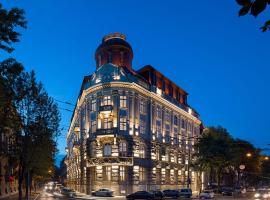 BANKHOTEL, hotel near Museum Pharmacy «Pid Chornym Orlom», Lviv