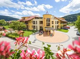 Hotel Gasthaus Mosers Blume, viešbutis mieste Haslachas prie Kincigtalio