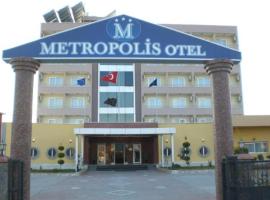 Metropolis Hotel、Torbalıのホテル