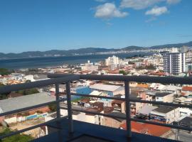 Ap em São José com linda vista para o mar, hotel en São José