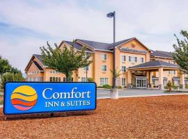 Comfort Inn & Suites Creswell, hotel in Creswell