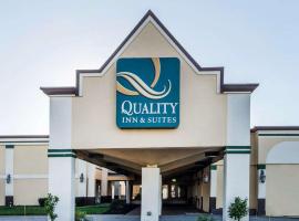 Quality Inn & Suites Conference Center Across from Casino, hotell i Erie