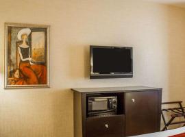 Comfort Suites, hotel a prop de Aeroport internacional d'Erie - ERI, a Edinboro