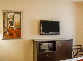 Comfort Suites, hotel poblíž Erie International Airport - ERI, Edinboro