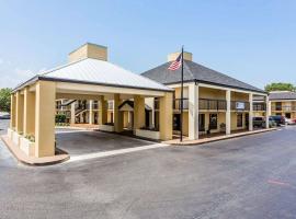 Quality Inn Mt Pleasant - Charleston, hotel en Charleston